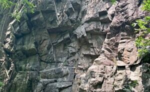 Read more about the article APGO EDUCATION FOUNDATION LAUNCHES SIX INAUGURAL GEOHIKES IN THE KINGSTON, ONTARIO AREA ON GEOSCIENCEINFO.COM